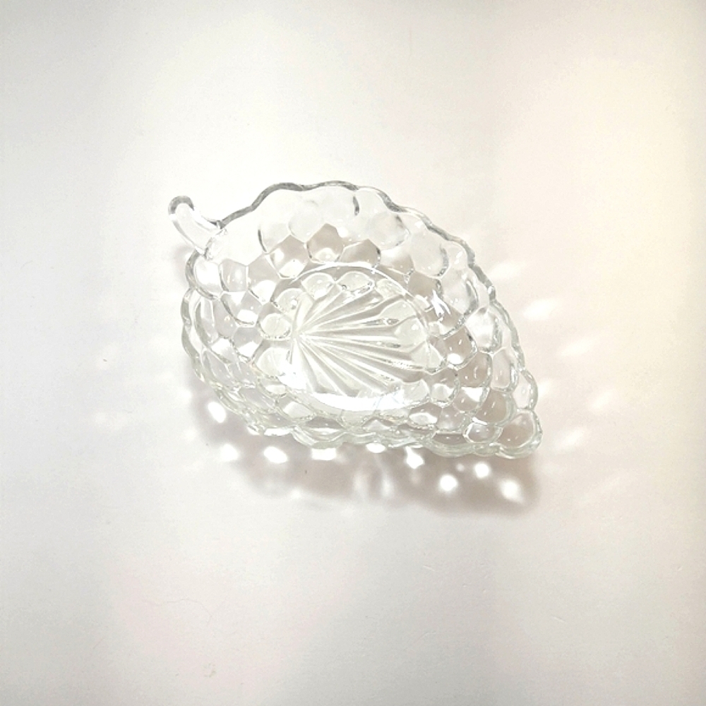 Vintage Anchor Hocking 1950's Bubble Pattern Grape Shape Dish Collectible Glass